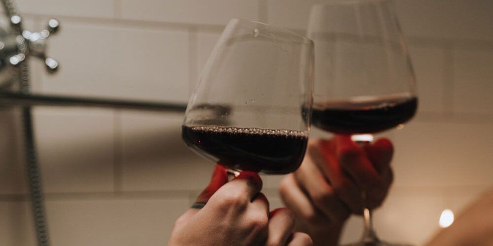 7 beneficios para la salud del vino tinto